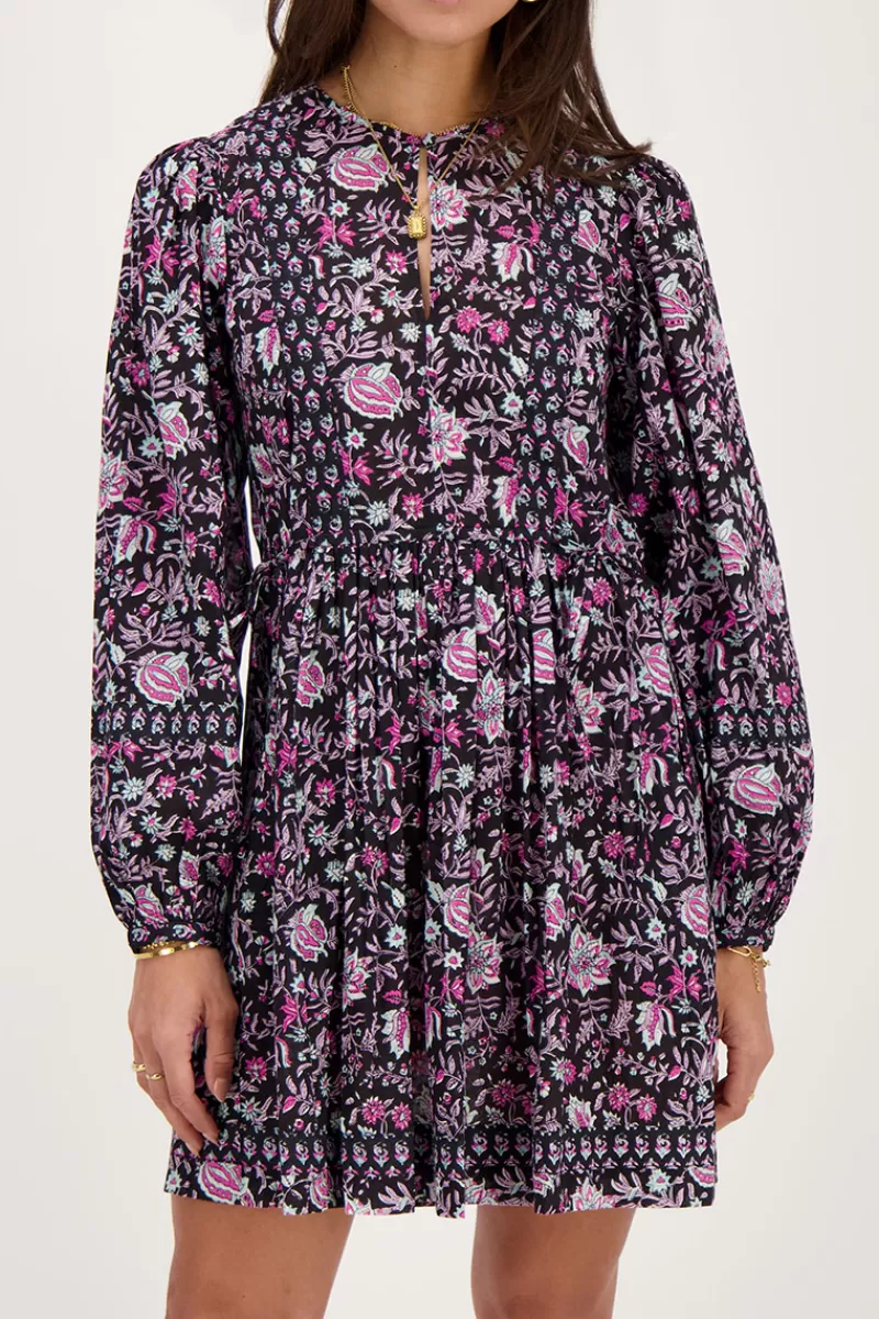 My Jewellery Robe Noire à Imprimé Fleuri Lilas Et Rose